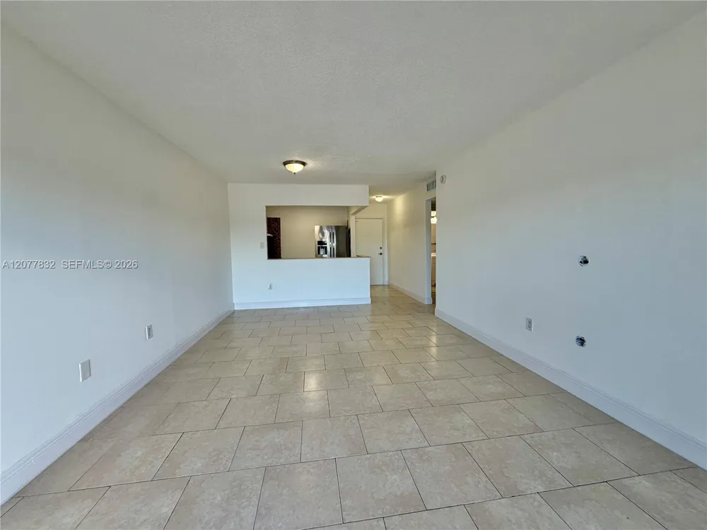 4920 NW 79th Ave #313 Doral, FL 33166
