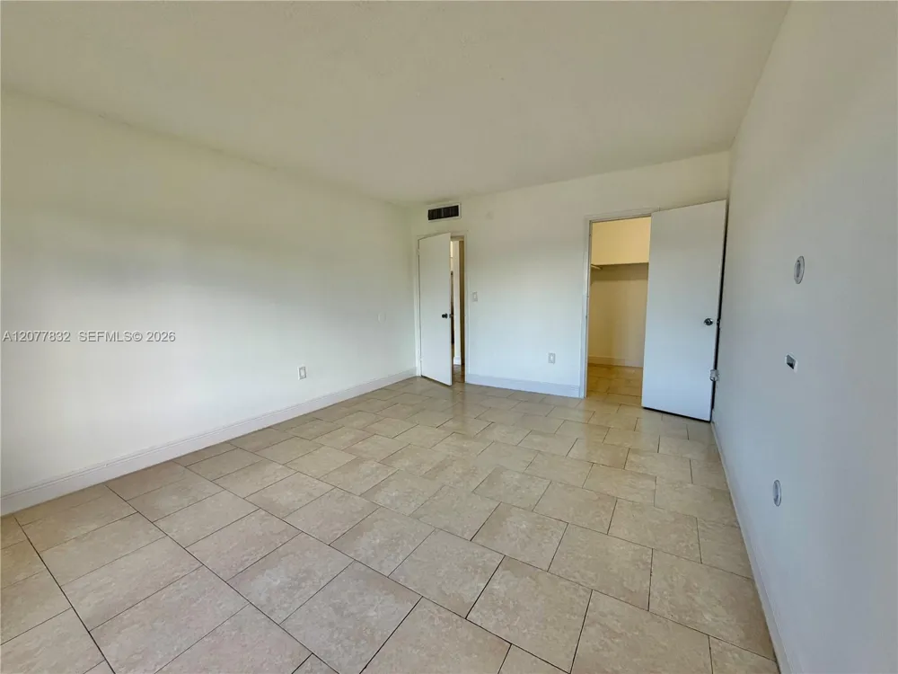 4920 NW 79th Ave #313 Doral, FL 33166