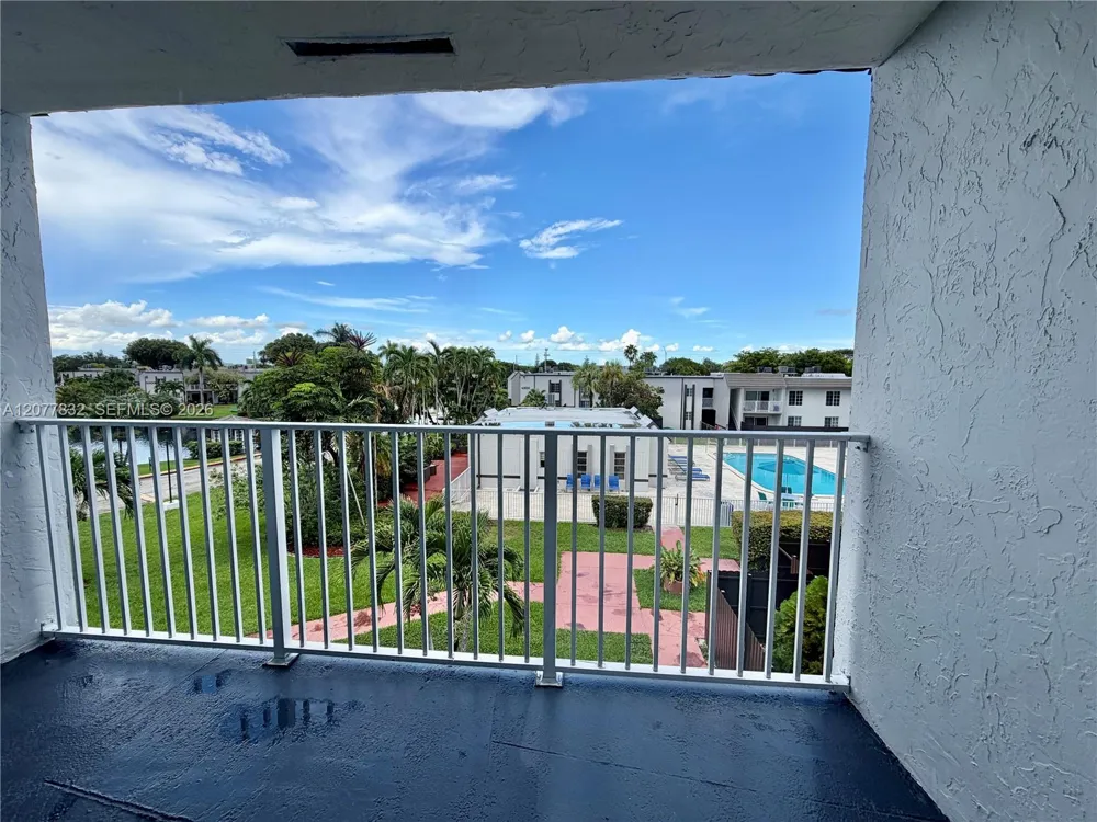 4920 NW 79th Ave #313 Doral, FL 33166