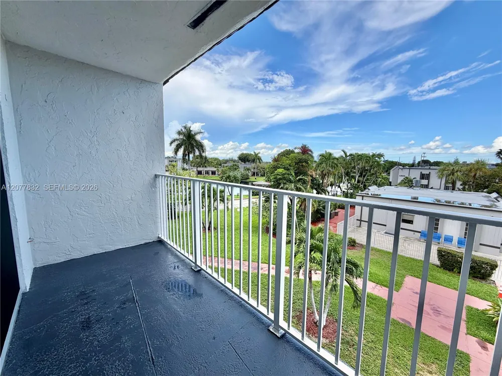4920 NW 79th Ave #313 Doral, FL 33166
