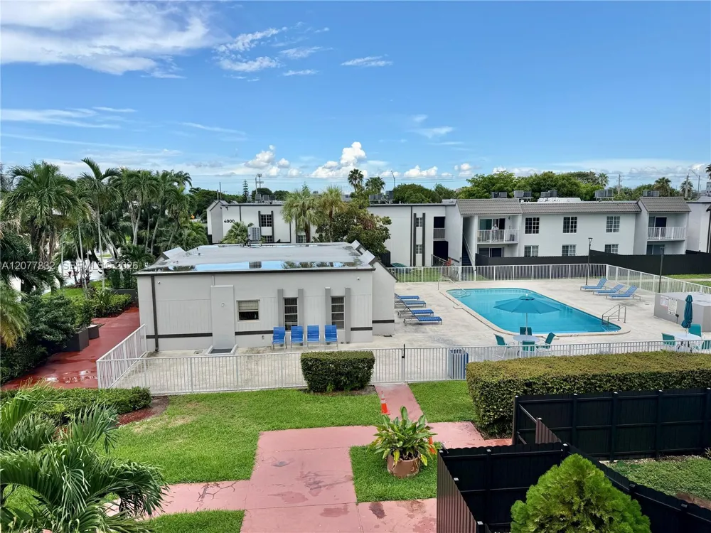 4920 NW 79th Ave #313 Doral, FL 33166