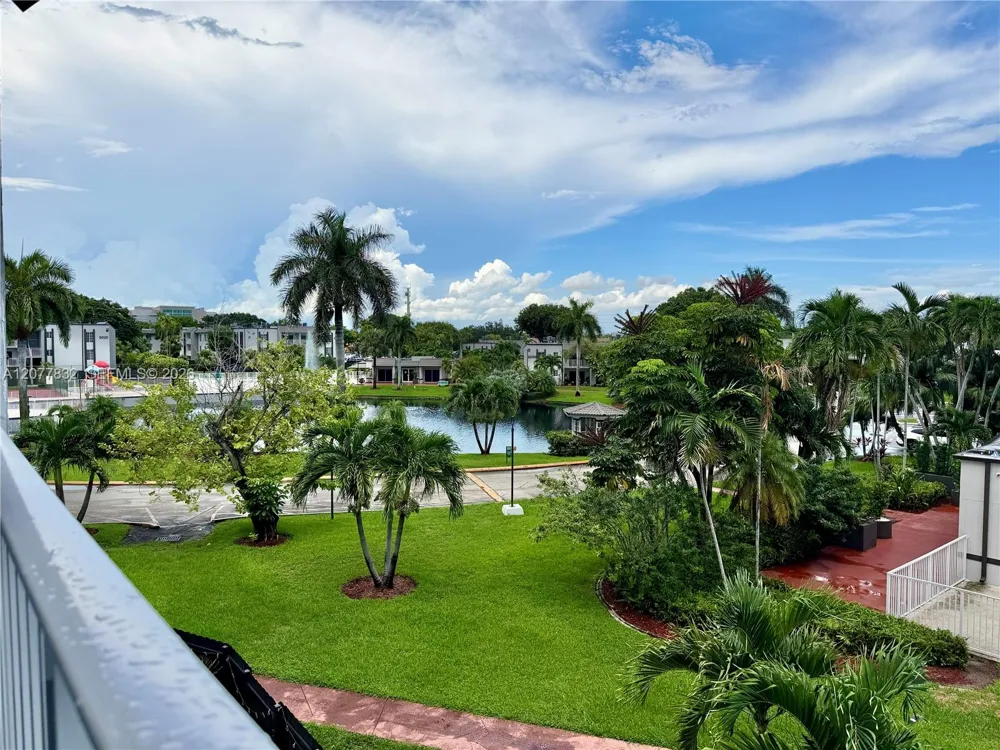 4920 NW 79th Ave #313 Doral, FL 33166