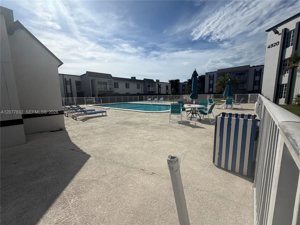 4920 NW 79th Ave #313 Doral, FL 33166