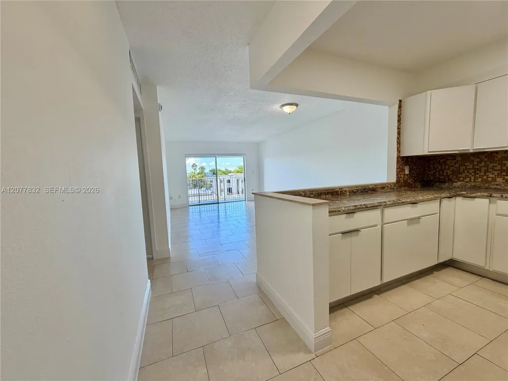 4920 NW 79th Ave #313 Doral, FL 33166
