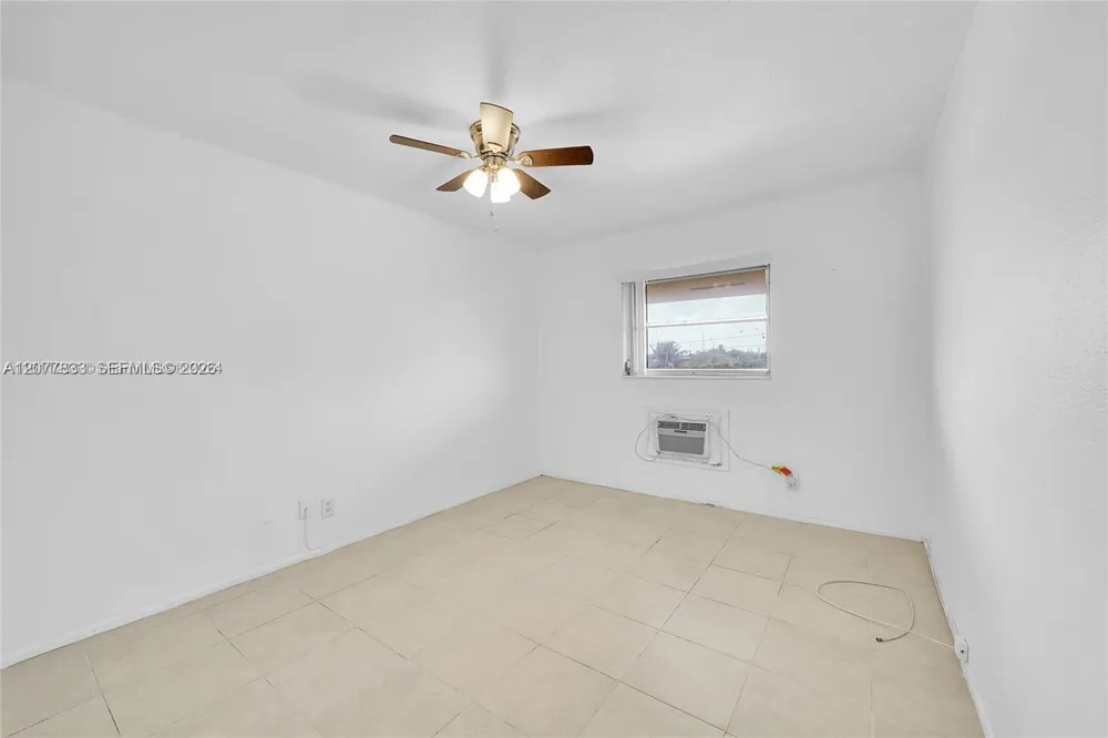 1050 E Sample Rd #309 Pompano Beach, FL 33064