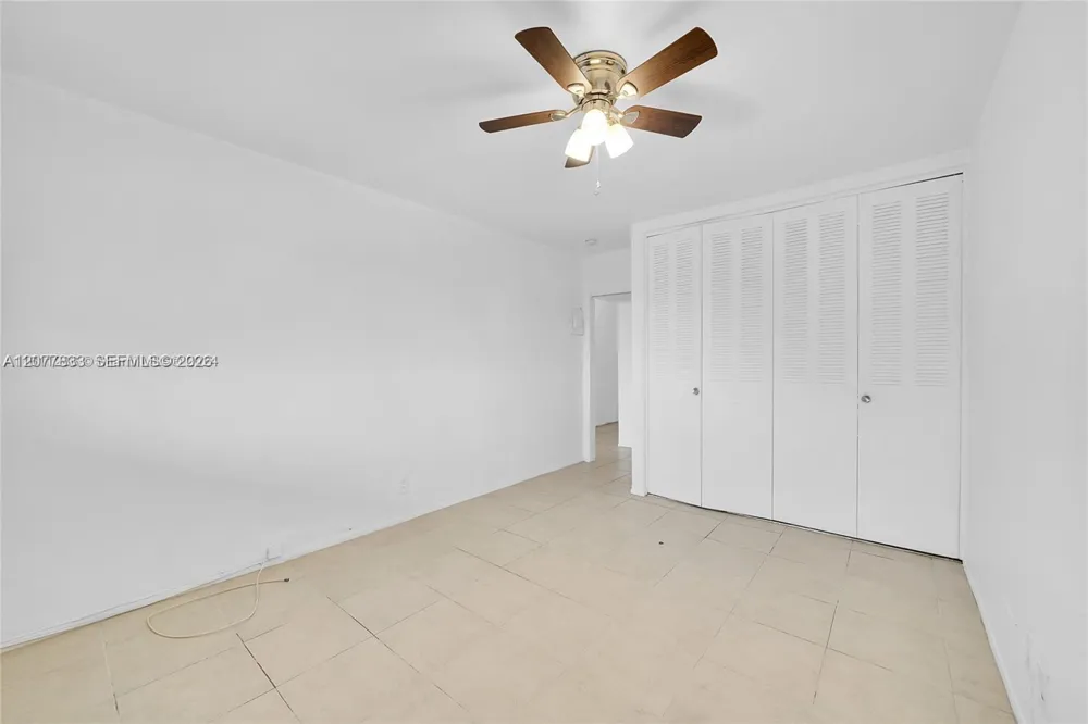 1050 E Sample Rd #309 Pompano Beach, FL 33064