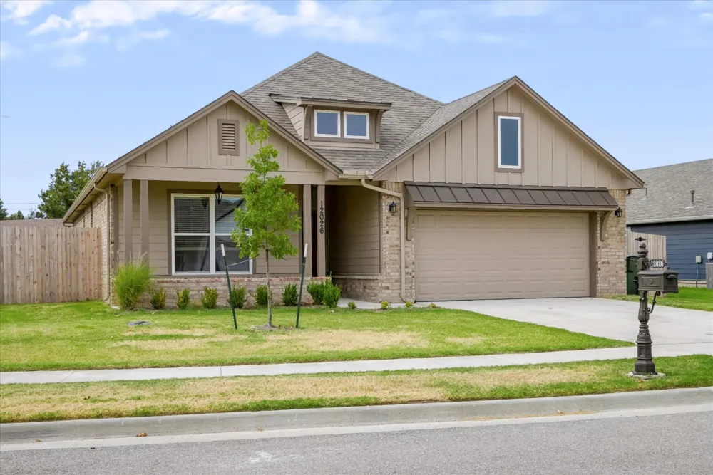 12026 E 106th Place Owasso, OK 74055