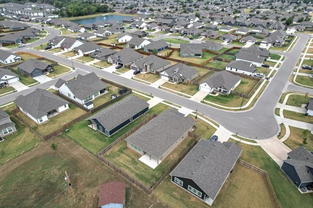 12026 E 106th Place Owasso, OK 74055