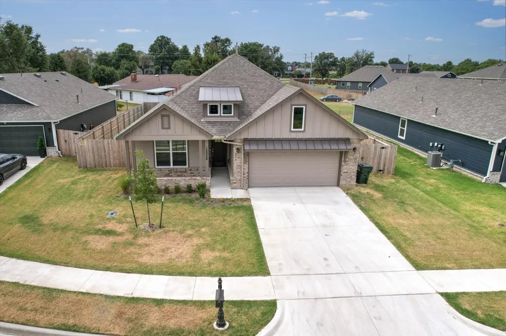12026 E 106th Place Owasso, OK 74055