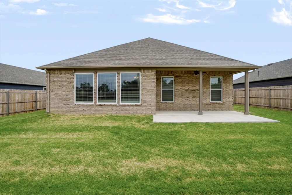 12026 E 106th Place Owasso, OK 74055