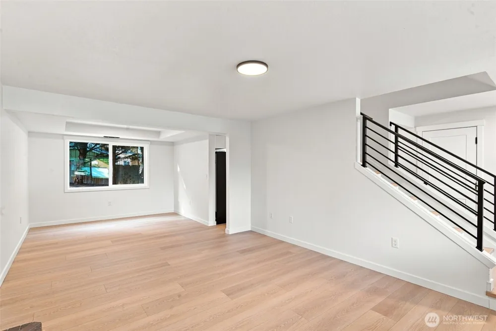 27607 129th Court SE Kent, WA 98030
