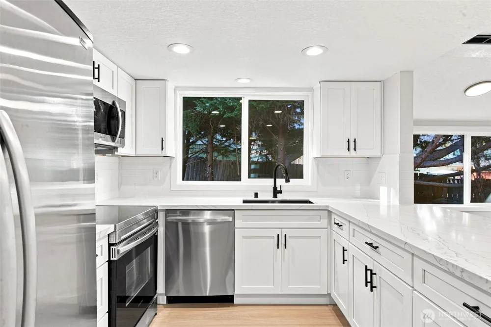 27607 129th Court SE Kent, WA 98030
