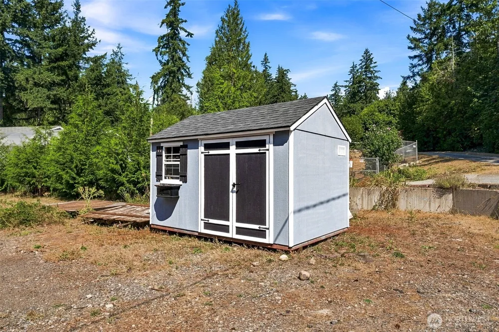 29412 216th Avenue SE Black Diamond, WA 98010