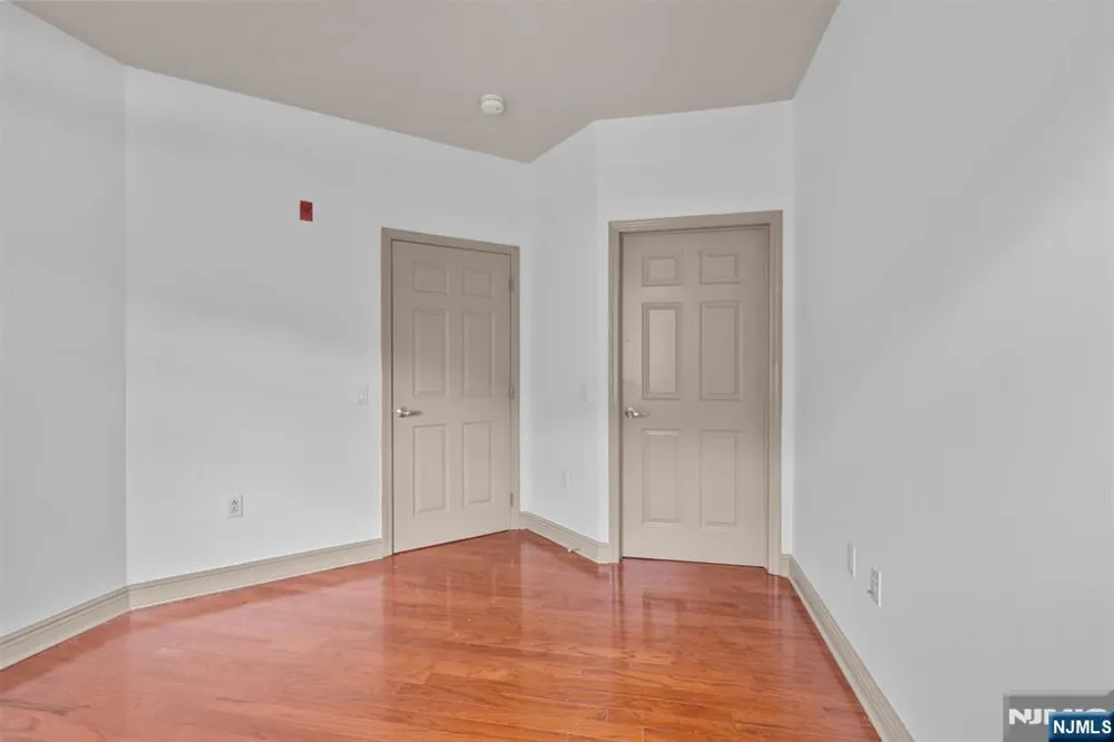 7400 River Road 438 North Bergen, NJ 07047