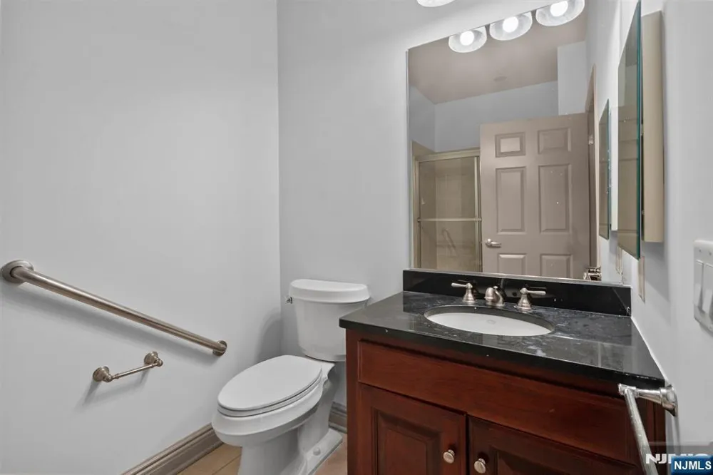 7400 River Road 438 North Bergen, NJ 07047