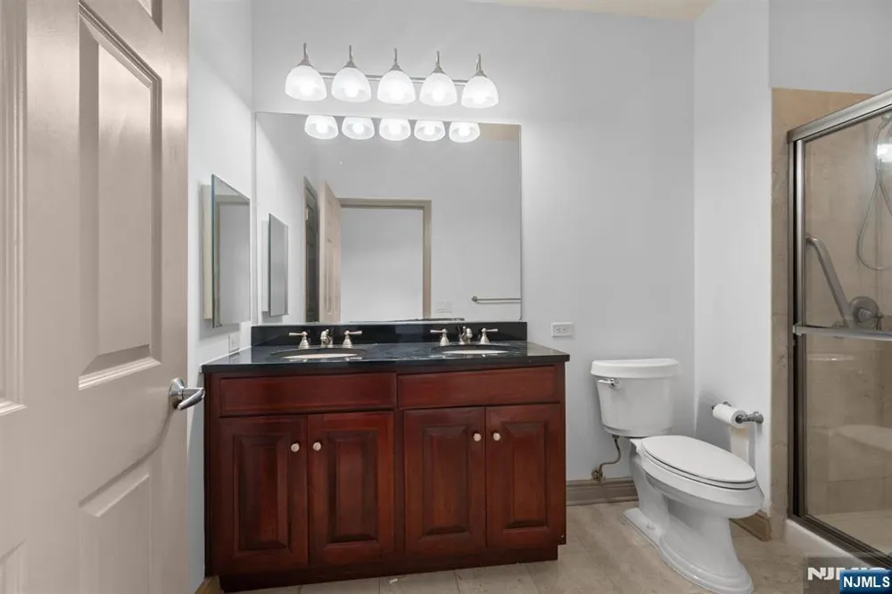 7400 River Road 438 North Bergen, NJ 07047