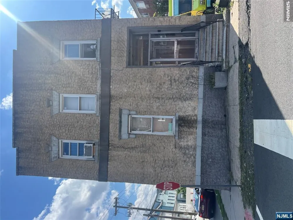 300 Wilson Avenue 1 Fairview, NJ 07022