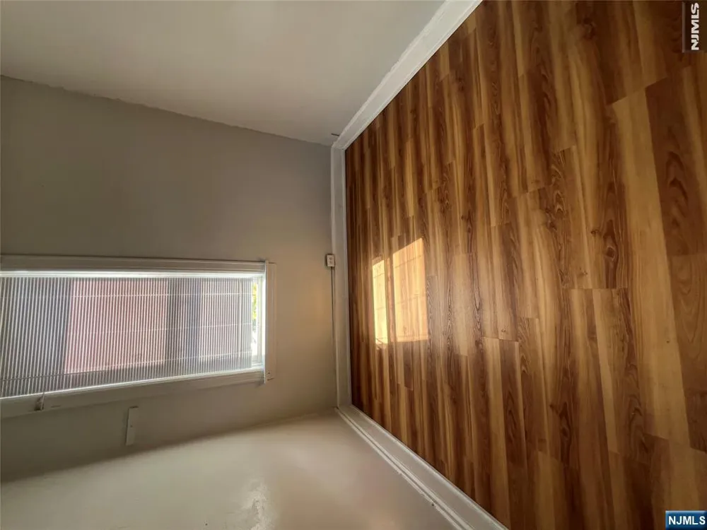 300 Wilson Avenue 1 Fairview, NJ 07022
