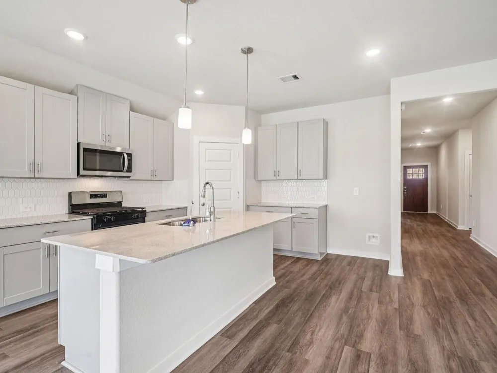 5205 Redbud Valley Drive Pearland, TX 77584