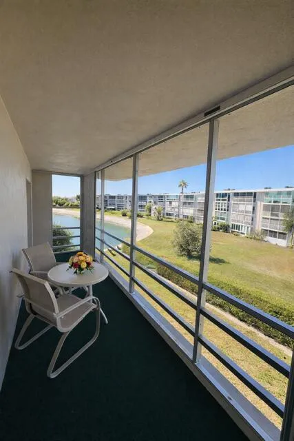 2668 Garden Drive #311 Lake Worth, FL 33461