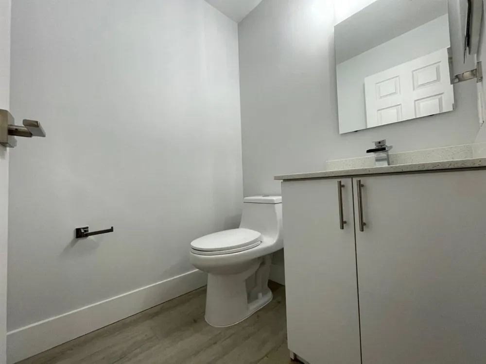 4293 LAUREL RIDGE CIRCLE #4293 Weston, FL 33331