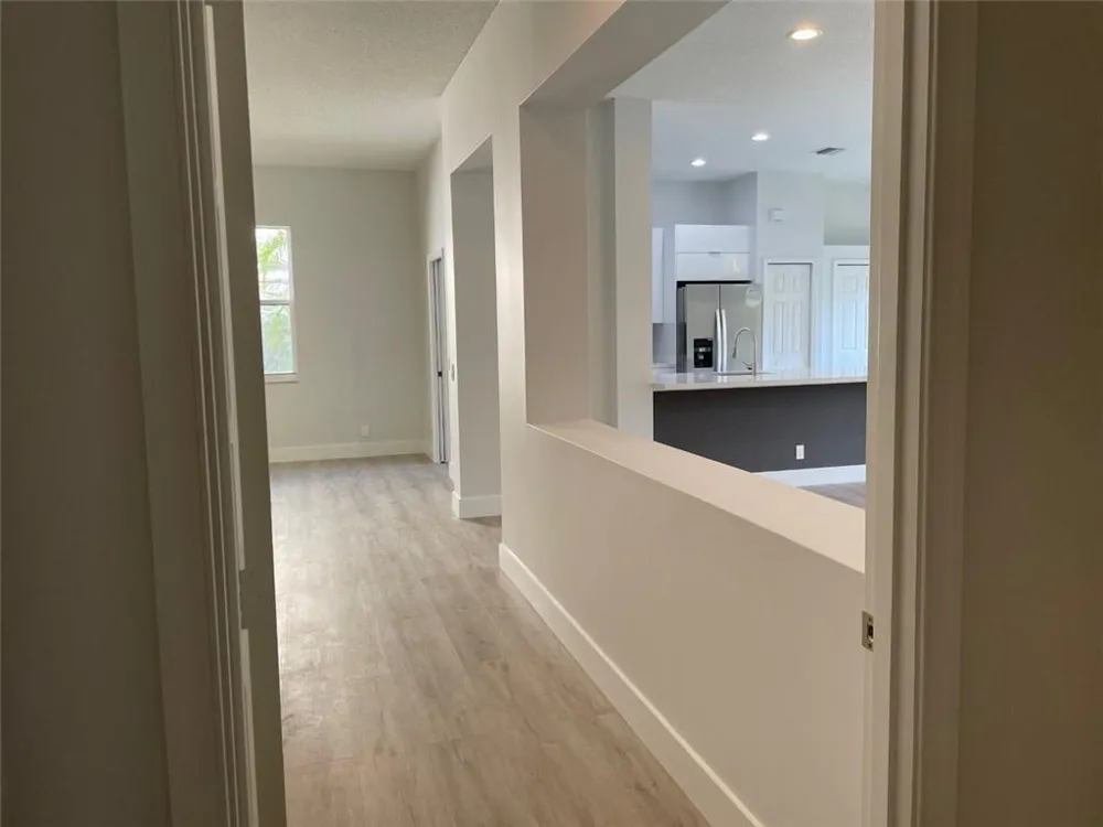 4293 LAUREL RIDGE CIRCLE #4293 Weston, FL 33331