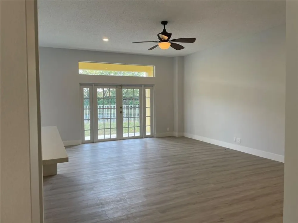4293 LAUREL RIDGE CIRCLE #4293 Weston, FL 33331
