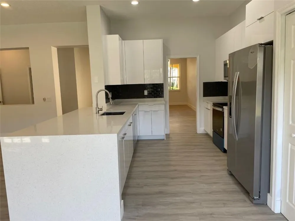 4293 LAUREL RIDGE CIRCLE #4293 Weston, FL 33331