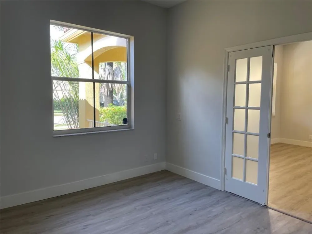 4293 LAUREL RIDGE CIRCLE #4293 Weston, FL 33331
