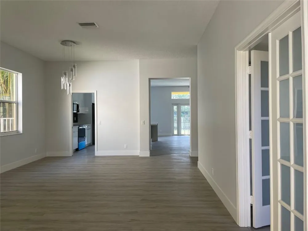 4293 LAUREL RIDGE CIRCLE #4293 Weston, FL 33331