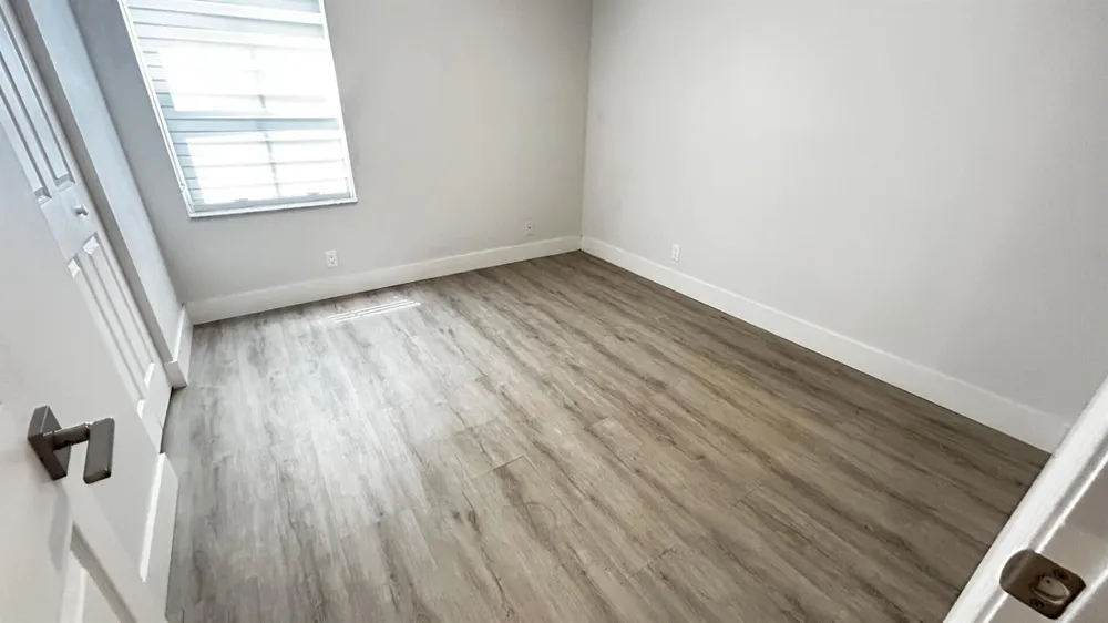 4293 LAUREL RIDGE CIRCLE #4293 Weston, FL 33331