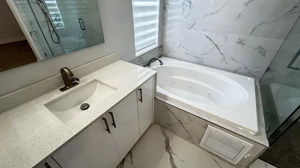 4293 LAUREL RIDGE CIRCLE #4293 Weston, FL 33331