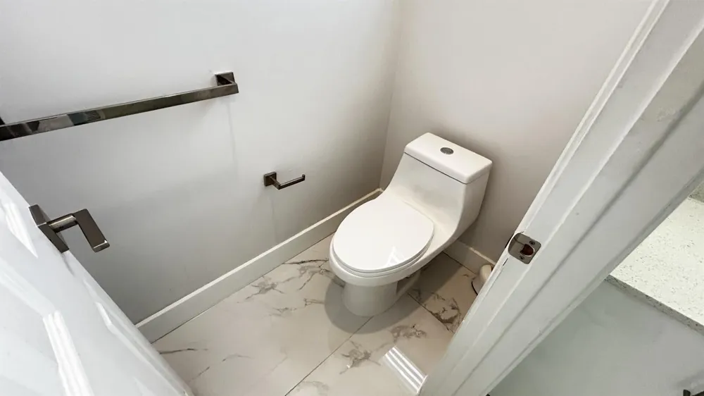 4293 LAUREL RIDGE CIRCLE #4293 Weston, FL 33331