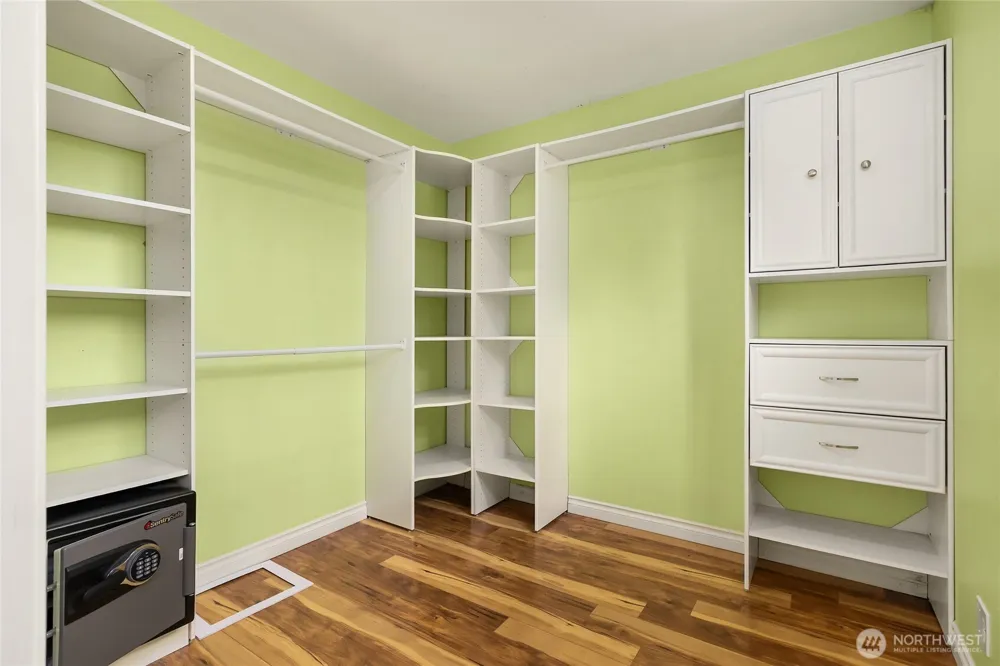 26107 James Lane NE Kingston, WA 98346