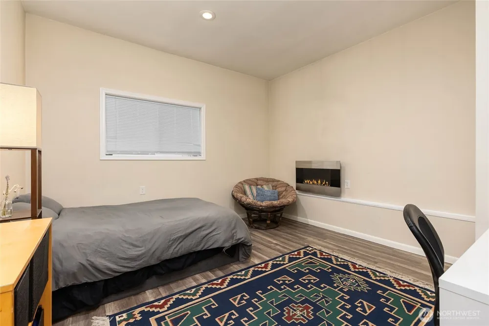 26107 James Lane NE Kingston, WA 98346