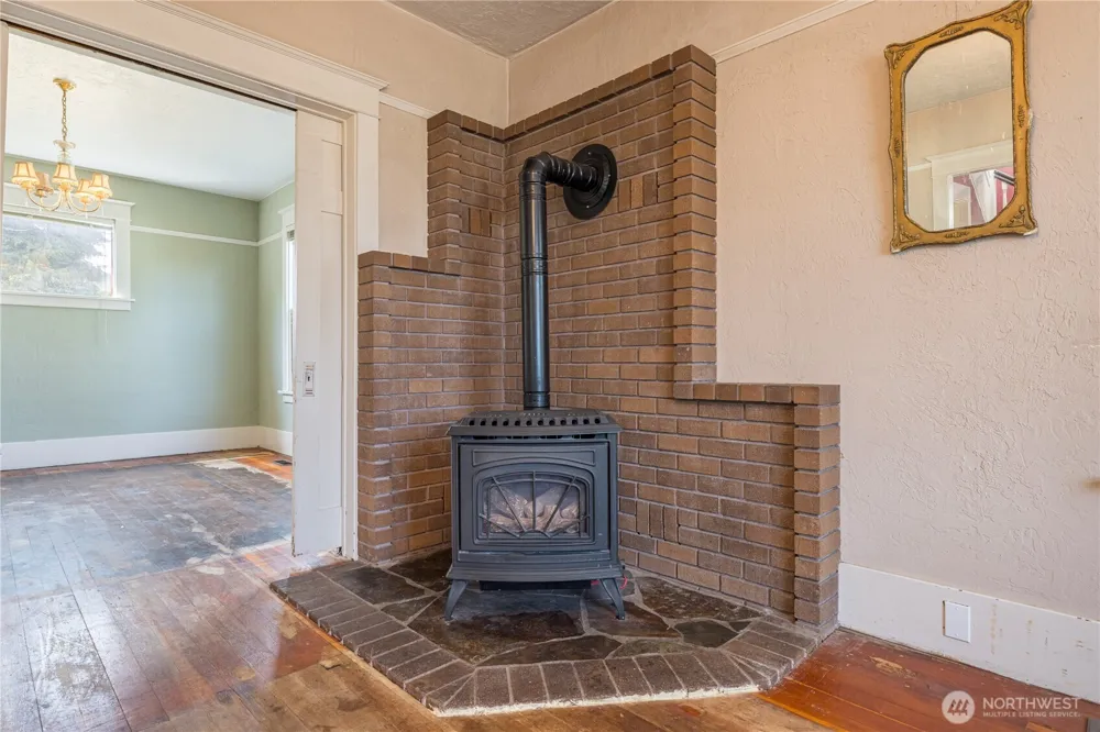 220 W 11th Street Port Angeles, WA 98362