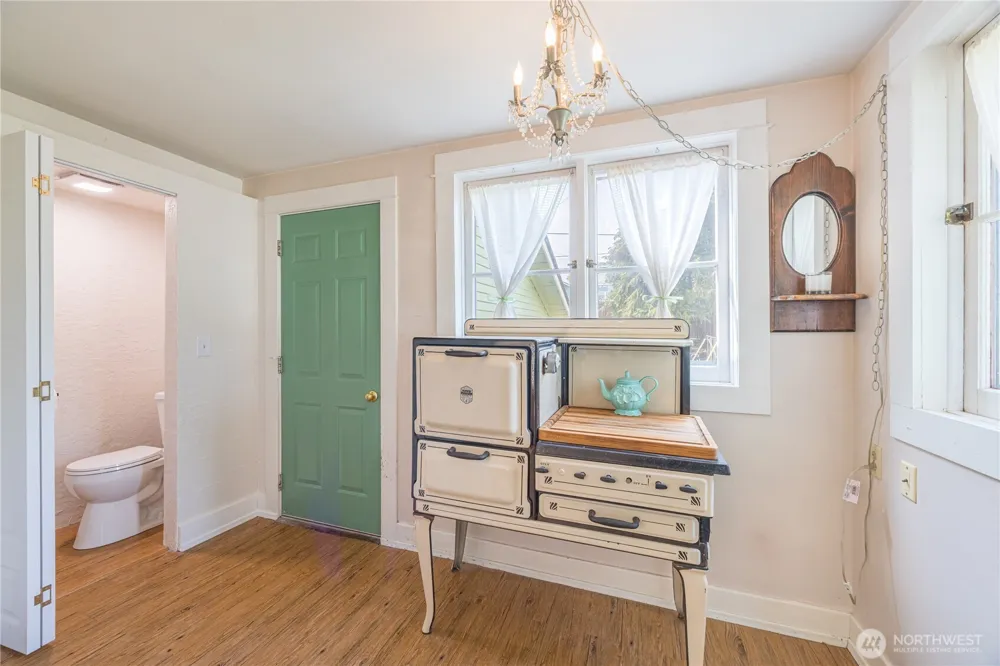 220 W 11th Street Port Angeles, WA 98362