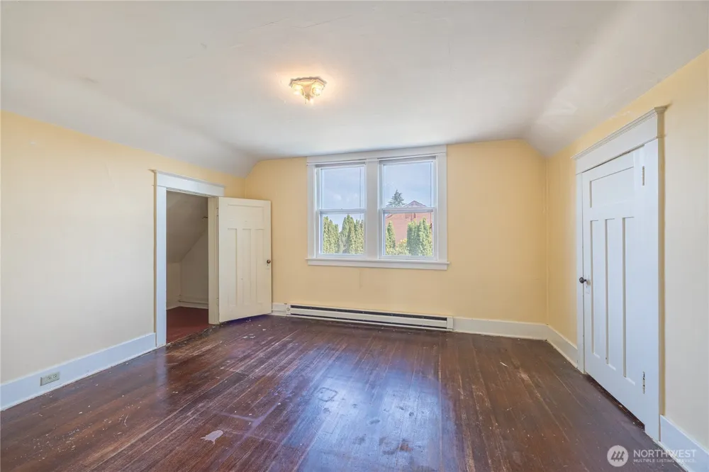 220 W 11th Street Port Angeles, WA 98362