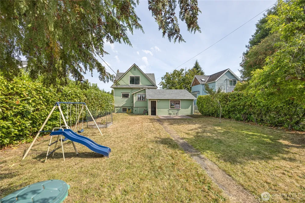 220 W 11th Street Port Angeles, WA 98362