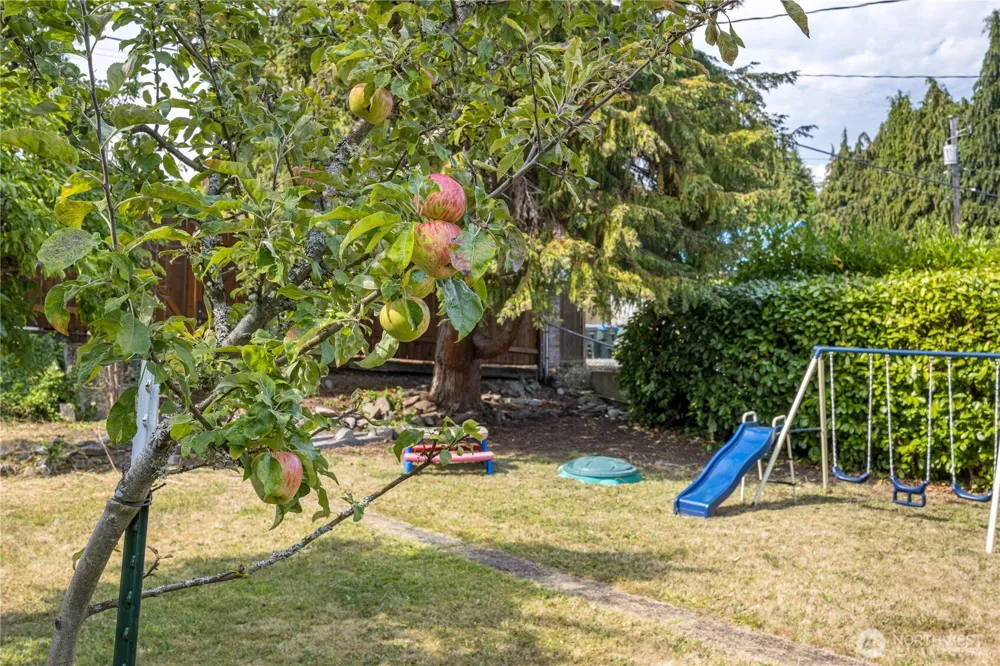 220 W 11th Street Port Angeles, WA 98362