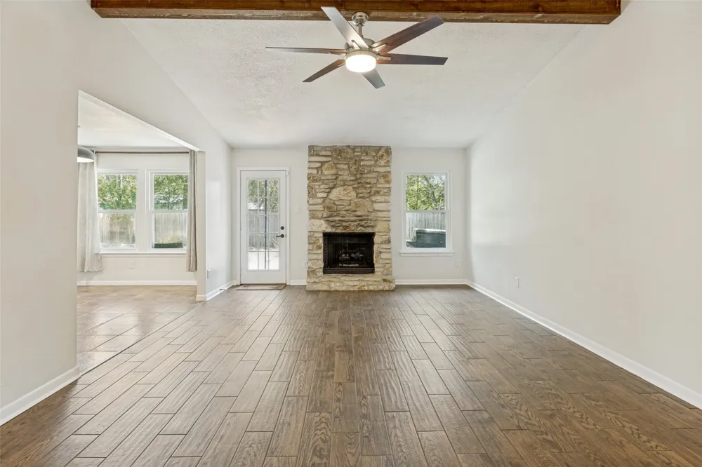 8803 Texas Sun Drive Austin, TX 78748