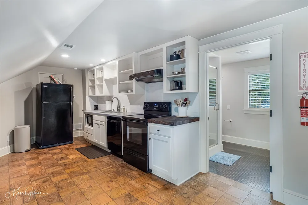231 Atkins Avenue Shreveport, LA 71104