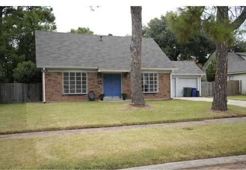 6138 Lovers Lane