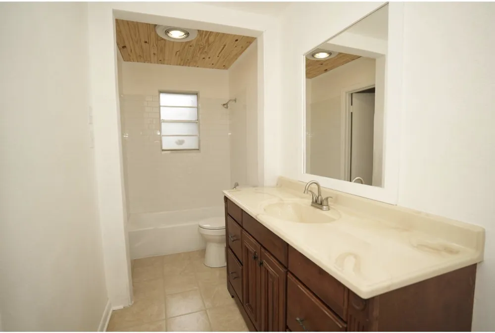 6138 Lovers Lane Shreveport, LA 71105