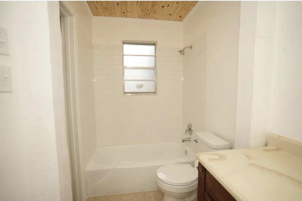 6138 Lovers Lane Shreveport, LA 71105