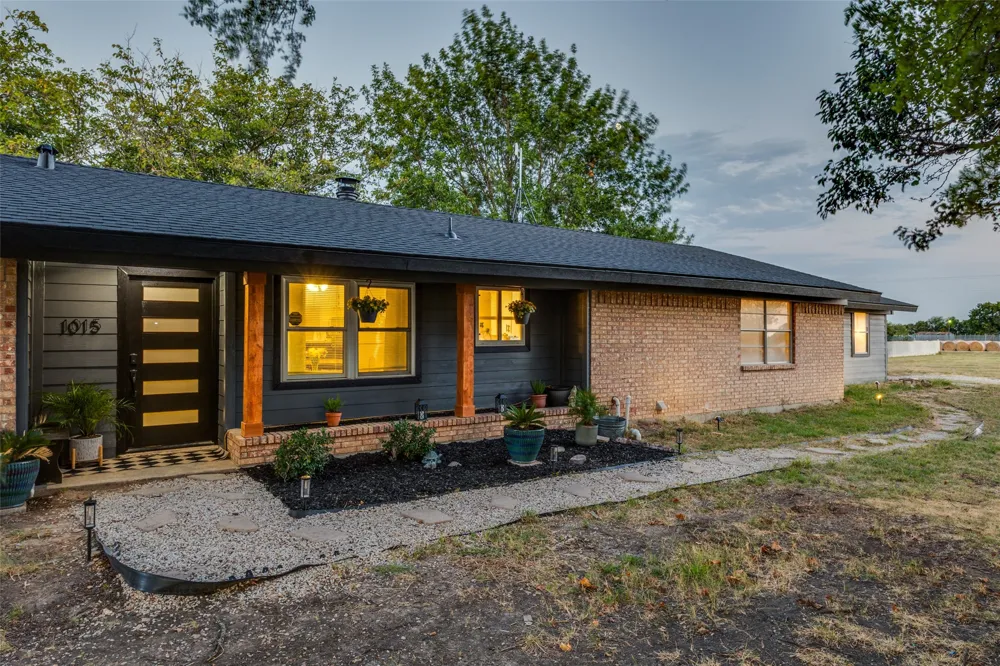 1015 Fm 981 Leonard, TX 75452