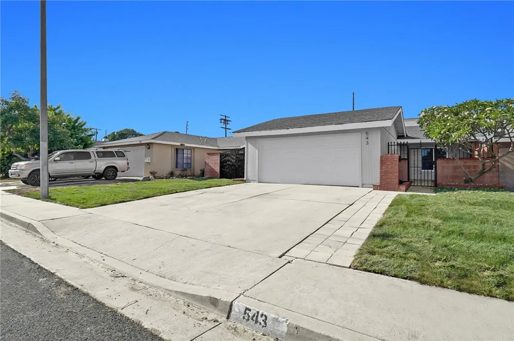 543 E Lincoln Street Carson, CA 90745