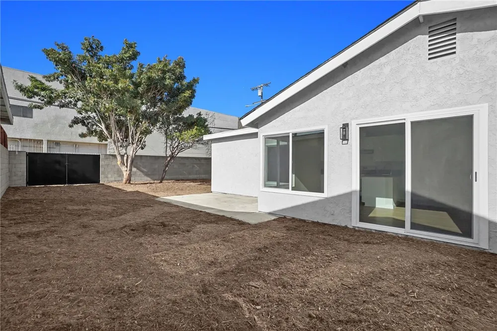 543 E Lincoln Street Carson, CA 90745