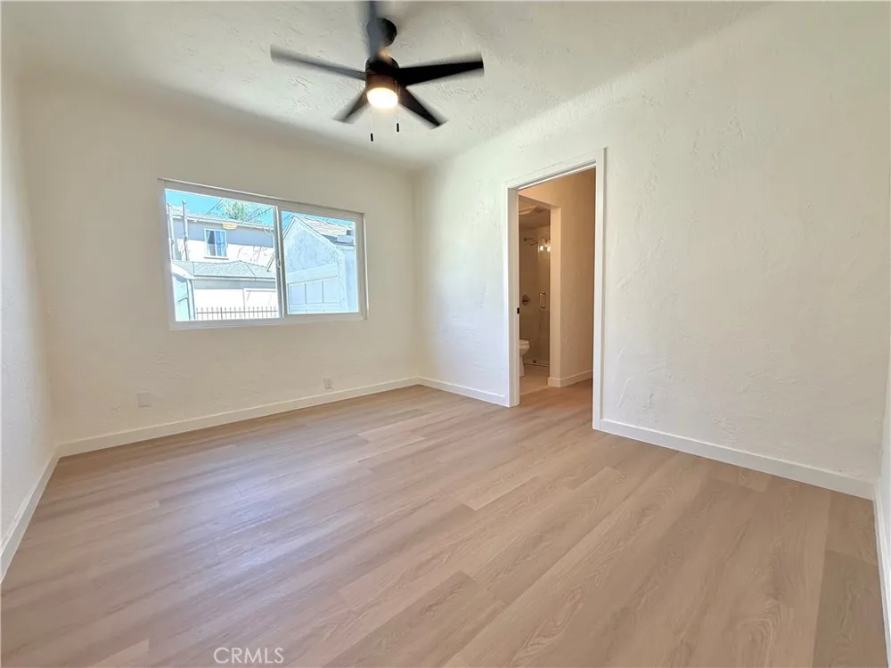 472 W Burnett Long Beach, CA 90806