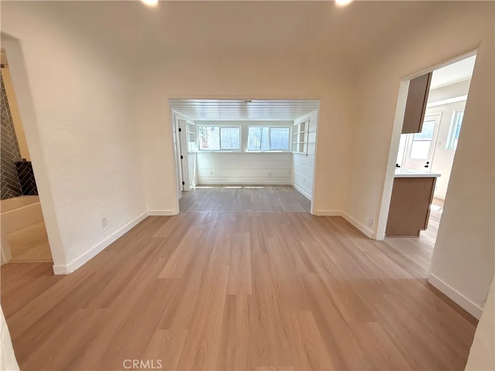 472 W Burnett Long Beach, CA 90806